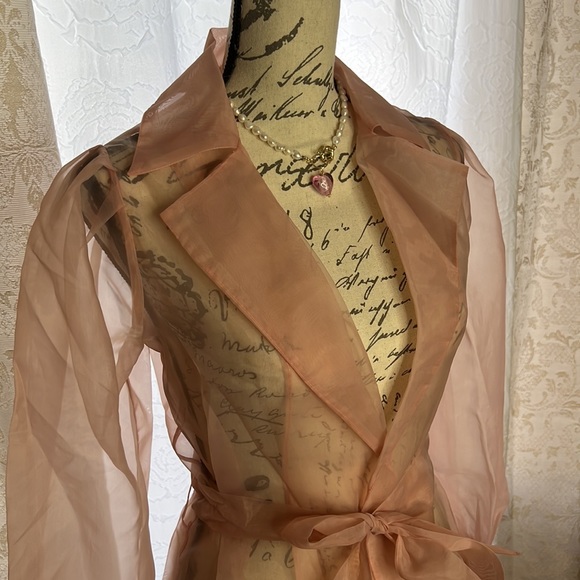 Blazer - Picture 2 of 8